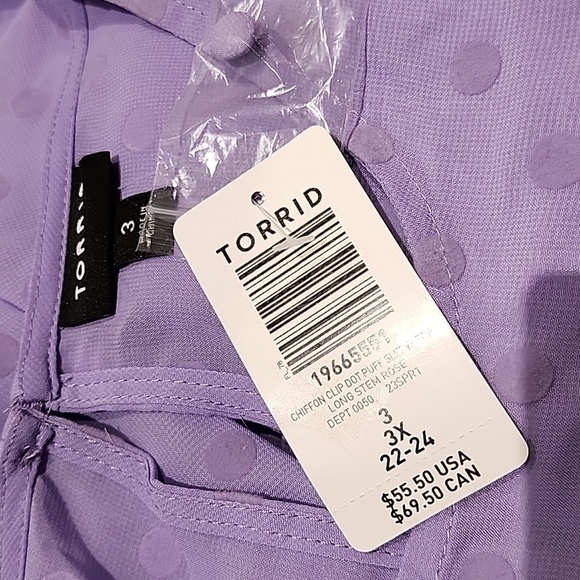 Torrid - Chiffon Clip Dot Puff Sleeve Top in Bougainvillea Lavender - Picture 9 of 13